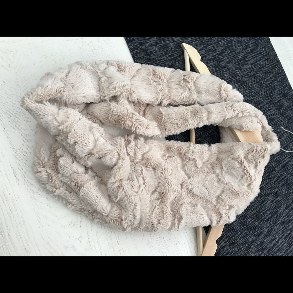 Infinite scarf